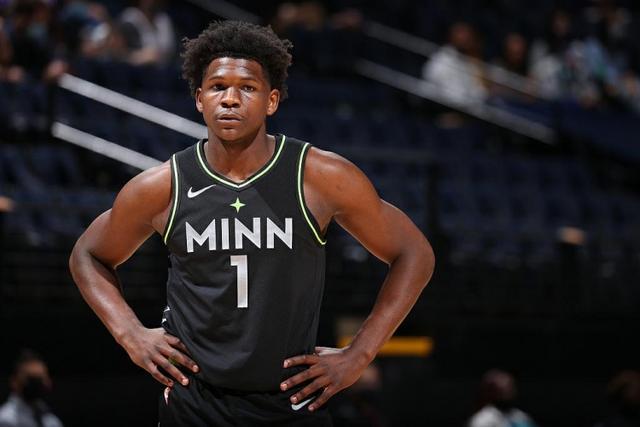 此时在场边 此时在场边