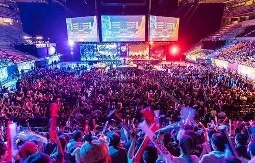 足球世界敲 足球世界敲