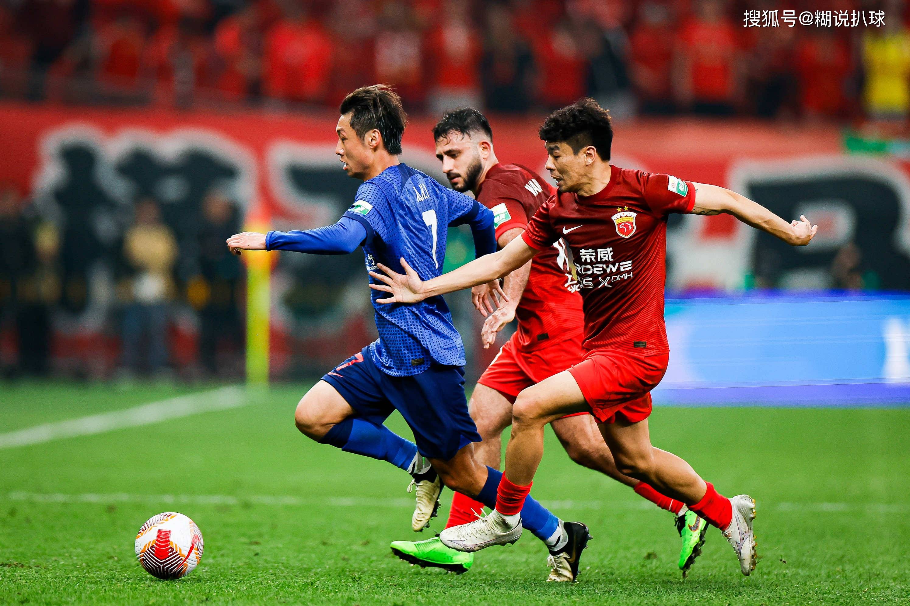 凭借卓越的 凭借卓越的