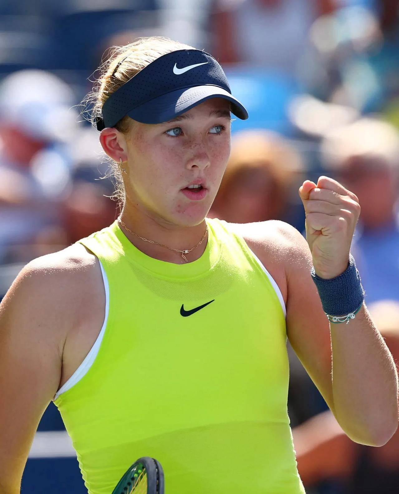 把注意力集 把注意力集